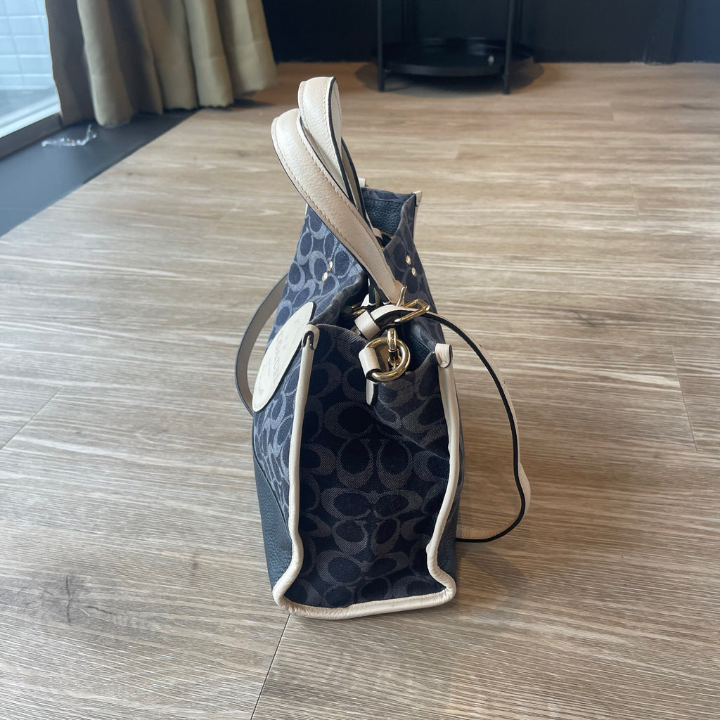 Authentic COACH Dempsey Carryall In Signature Jacquard With Coach Patch (Denim Multi) - 2020