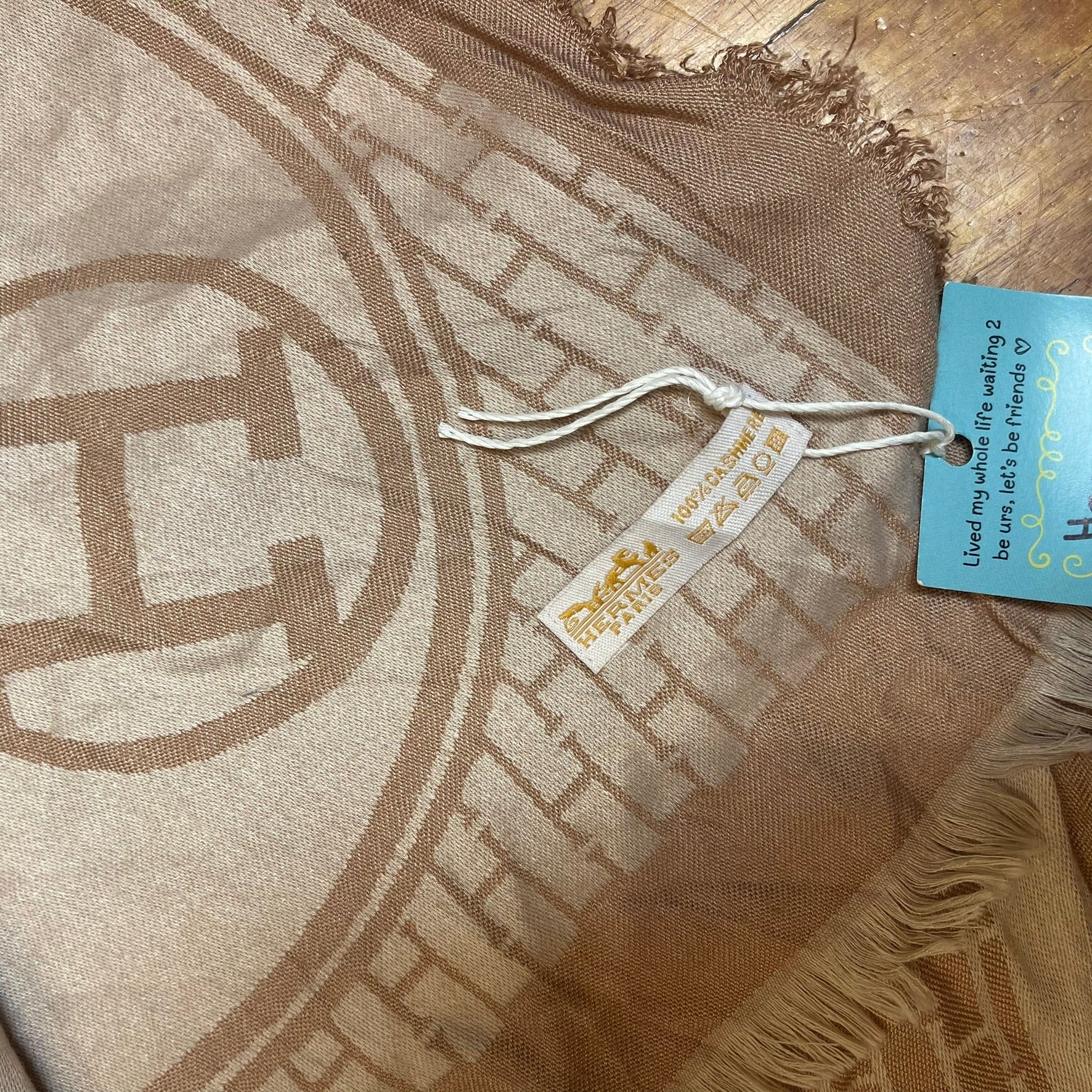 Authentic Hermès New Libris Cashmere & Silk Jacquard Shawl – Beige Naturel