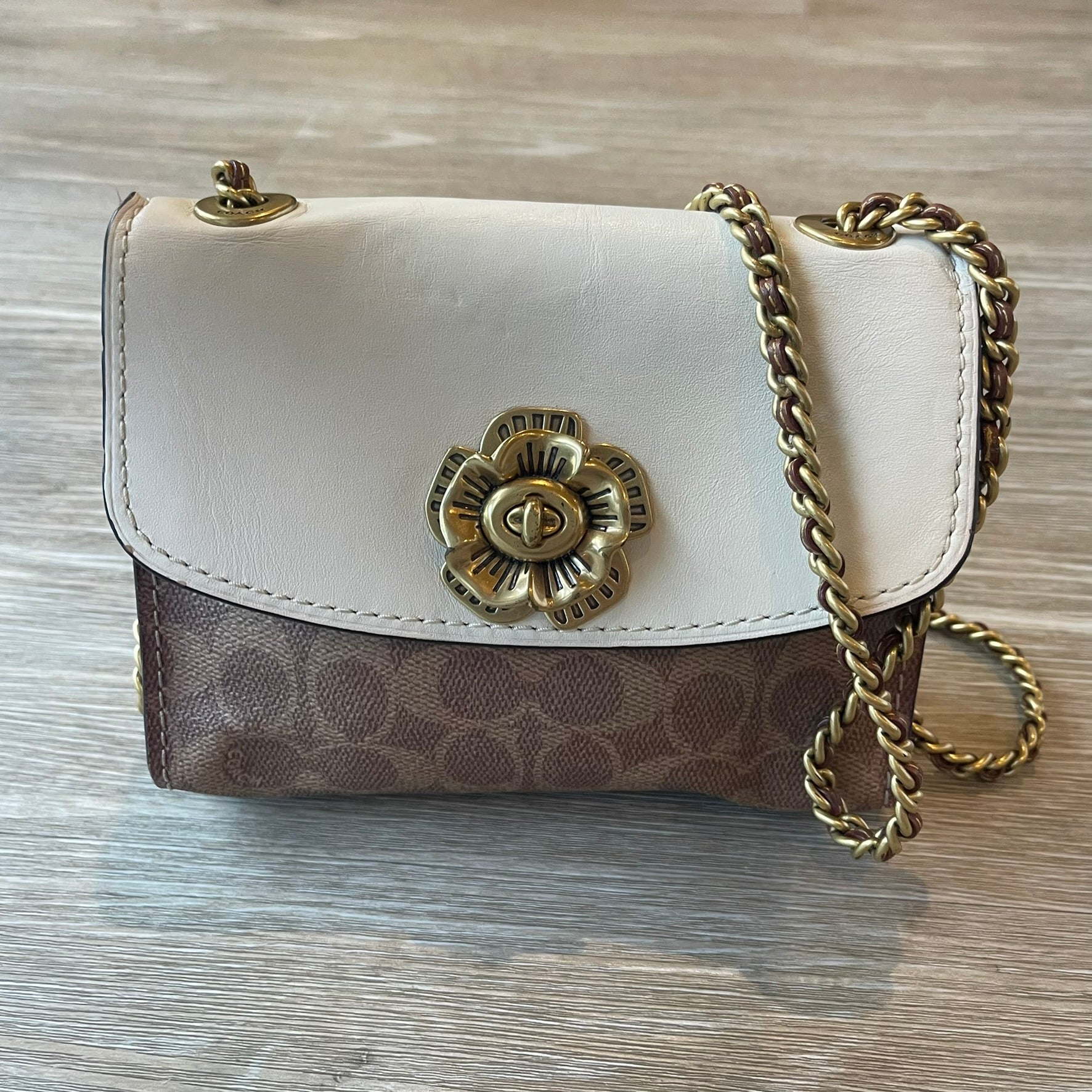 Coach Small Signature Parker 18 Shoulder Bag White Brown