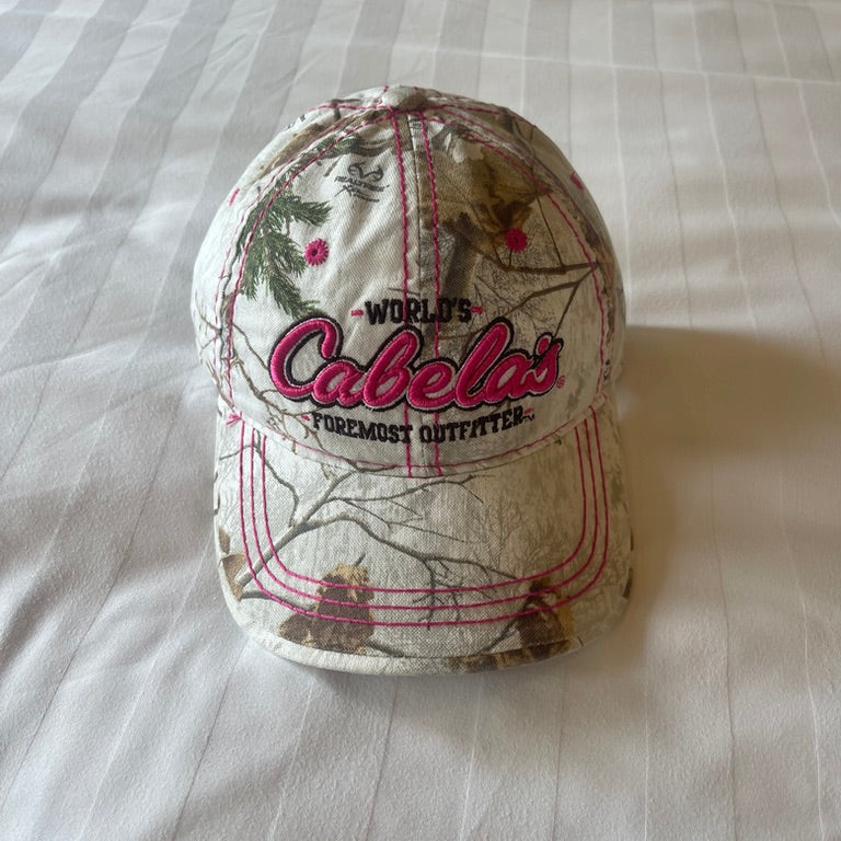 Cabelas Camo Cap white and pink