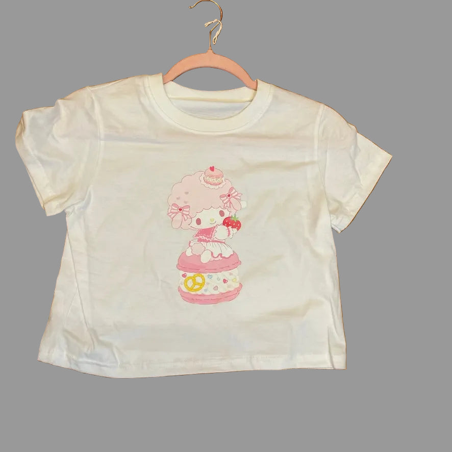 Macroom graphic whote crop top
