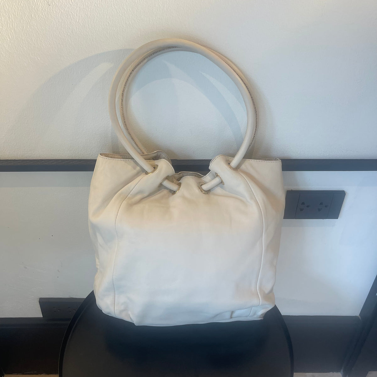 Authentic Michael Kors Large Camden Drawstring Satchel / Tote - Optic White Leather